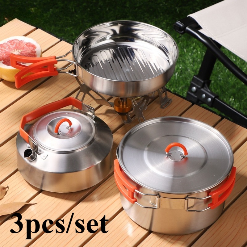 Camping Cooking Kits - キャンプ用調理器具セット。軽量アルミニウム製で、折りたたみ式の取っ手が付いた、重ねて収納できる調理鍋キット。持ち運び可能なアウトドア用食器で、ピクニック、旅行、バックパッキング、アウトドアキャンプに最適。アウトドアでの調理に必要な消耗品として。3点セット。